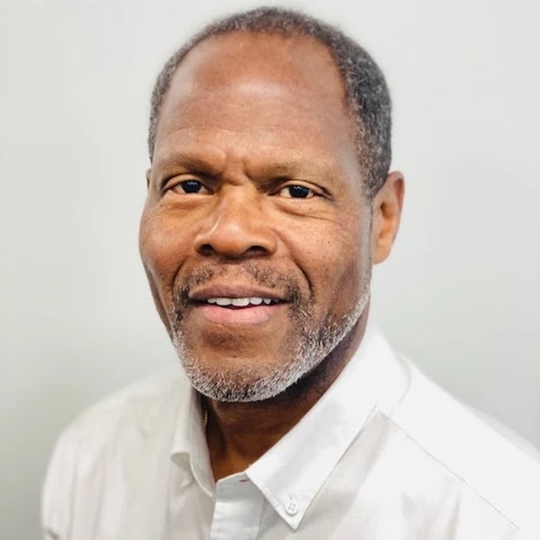 Rogelio Sullivan Headshot